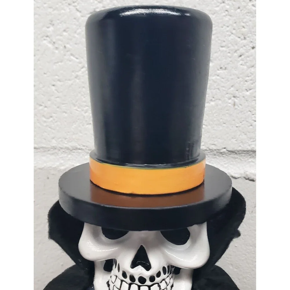 Wooden Nutcracker, 15